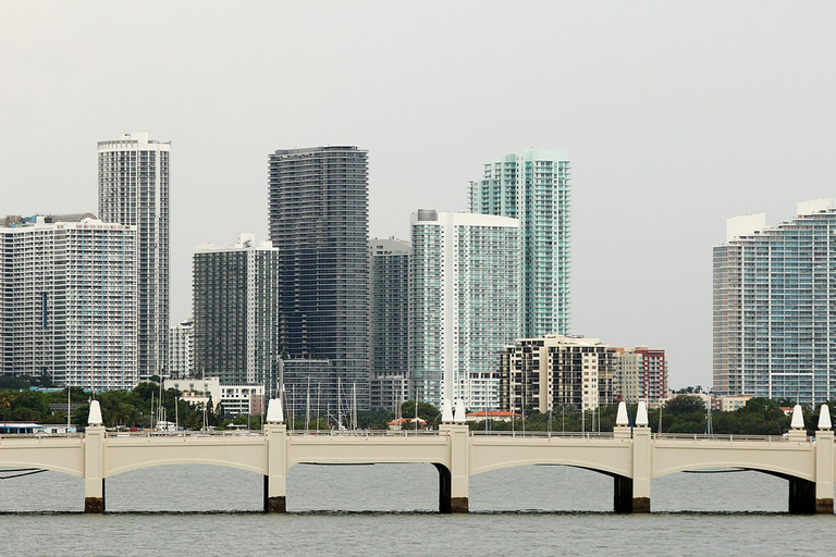 Miami Boat Tour : Mansions & Skyline with optional Pick-up PARTIAL PAYMENT | Miami Boat Tour