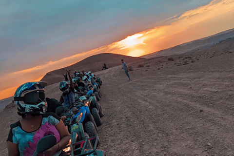 Agafay Magic : Dîner, balade à dos de chameau et randonnée en quad