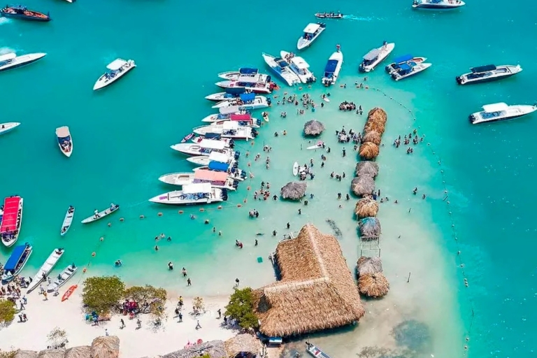 Cartagena: 5-stopniowa wycieczka po wyspach z lunchem i nurkowaniem z rurką5-stopniowa wycieczka po wyspach z 2 klubami plażowymi