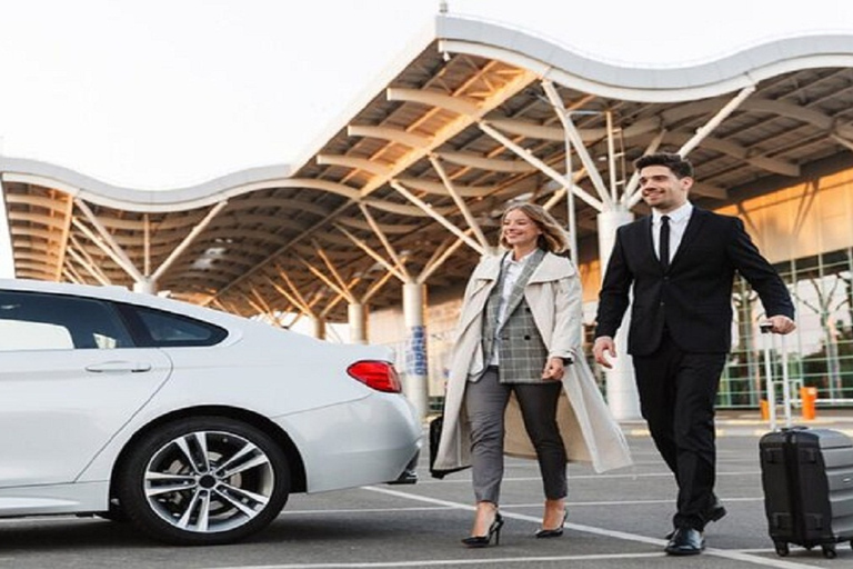 Le Caire : Transfert privé aller simple à l'arrivée et au départ de l'aéroport