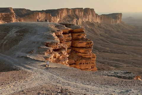 Riyadh: Adventure Edge of the World