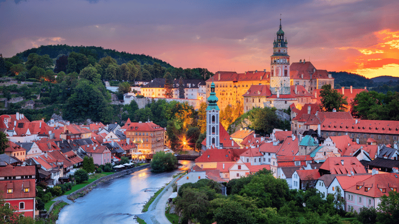Český Krumlov: Castle Interiors, Baroque Theatre & Town Tour