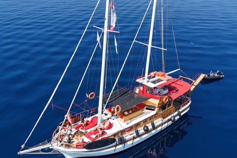 Sunset Cruise Athens Riviera – Half Day Swimming&BBQ onBoard