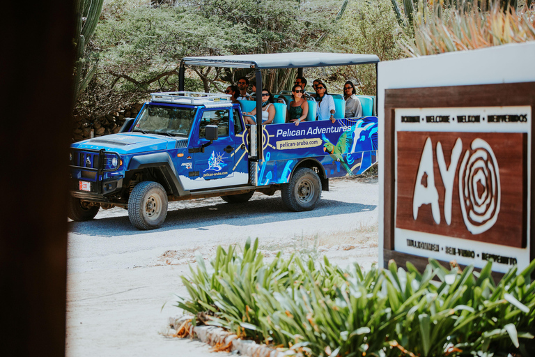 Santa Cruz: Natural Pool & Caves Off-Road Safari