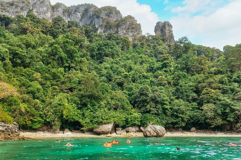 Krabi: 7 Islands Sunset Tour with BBQ Dinner and Snorkeling Meeting Point at Railay Beach