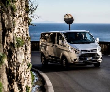 Sorrento: Shared Transfer to Naples Airport or Train Station