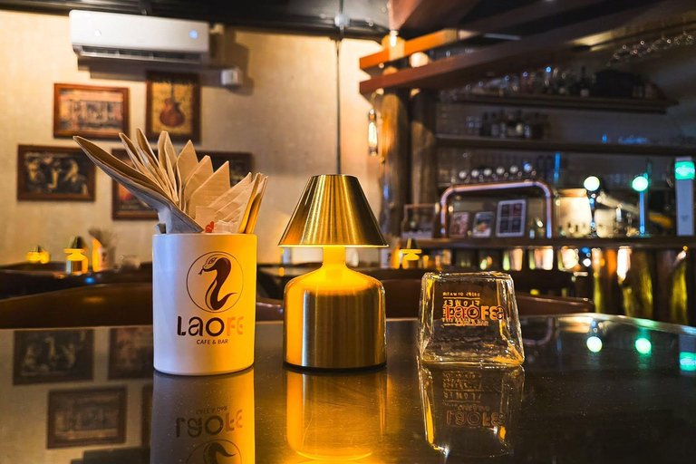 Vientiane: Guided Nightlife Tour with Street Food & Bar