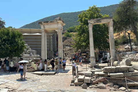 İzmir: 3-Day Ephesus, Sardis, Pergamon and Pamukkale Tour Private option from İzmir Airport or Kusadasi