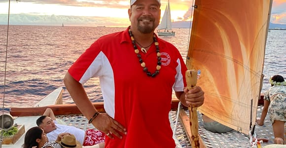 Waikiki: Authentic Hawaiian Cultural Sail with Sunset Chant