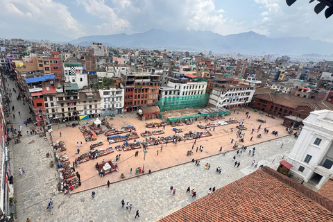 Katmandu: wycieczka piesza śladami dziedzictwa kulturowego z lokalnym przewodnikiemKatmandu: Wycieczka piesza śladami dziedzictwa kulturowego z lokalnym przewodnikiem