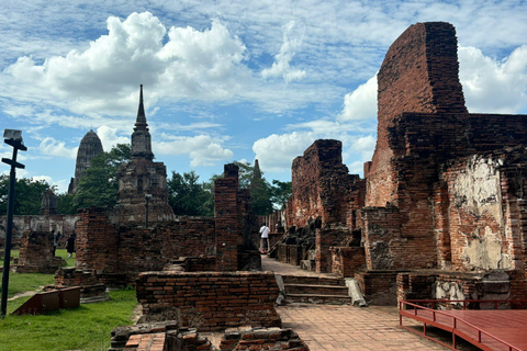 Excursão de 1 dia a Ayutthaya com Bang Pa In (Palácio de Verão)Grupo privado com guia que fala alemão