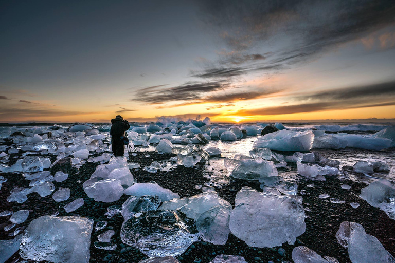 From Reykjavik: Jökulsárlón, Diamond Beach, & Vík Day Trip