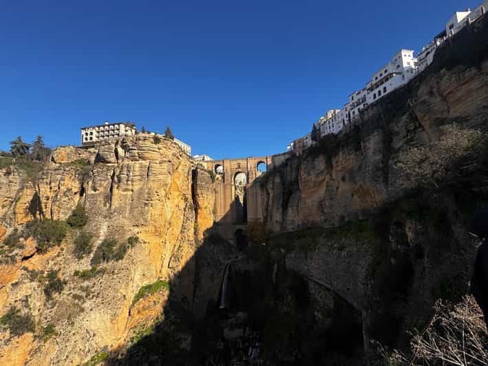 Marbella/Estep. Visite privée VIP de Ronda avec tapas et boissons