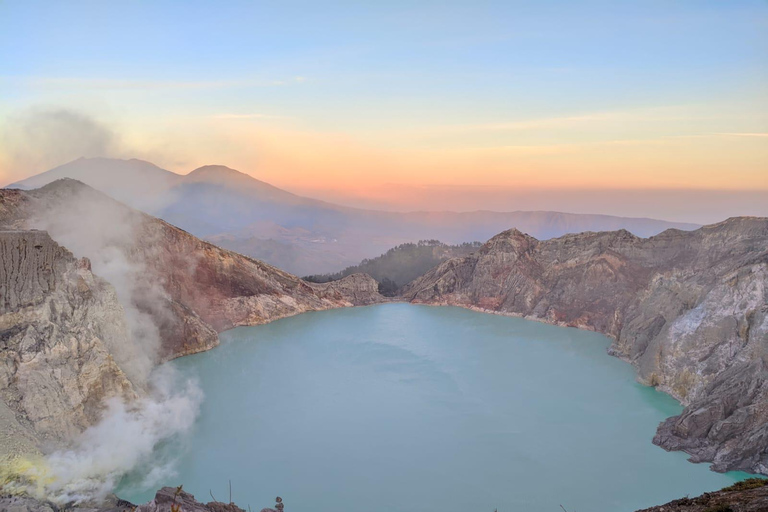 Jakarta: Java to Bali Train Tour with Hotels