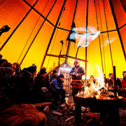 Tromsø : dîner au camp de rennes avec possibilité d'observer les aurores boréales