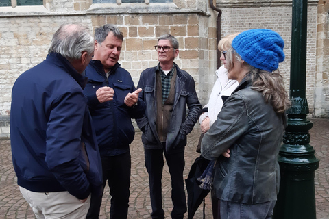 Bruges: Hidden Gems Guided Walking Tour with a Local