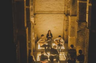 Expérience intime : spectacle de fado en direct avec accès aux places VIP