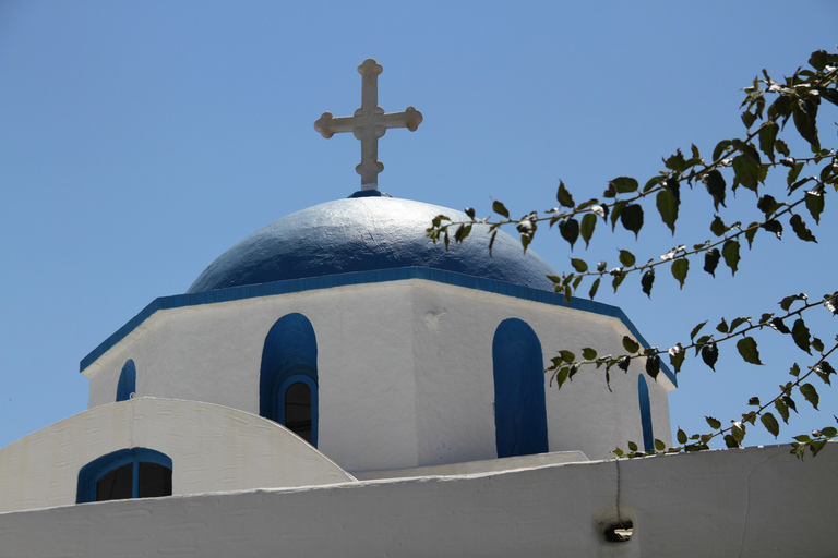 Antiparos Half-Day Tour: Cave, Beach & Old Town