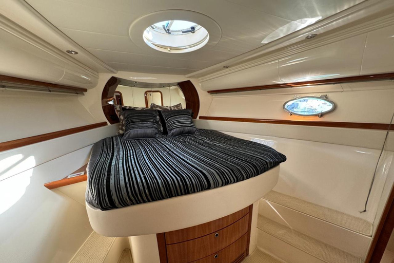 Yacht de luxe Xclusive AlbufeiraAlbufeira Xclusive Luxury Yacht