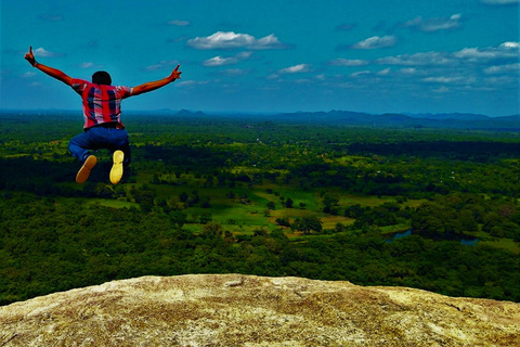 Sigiriya: Pidurangala Sunrise Hike & Polonnaruwa Tour Sigiriya: Pidurangala Sunrise Hike VIP Tour