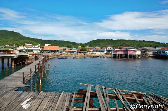 Pattaya's Hidden Gem: Coral Island Adventure