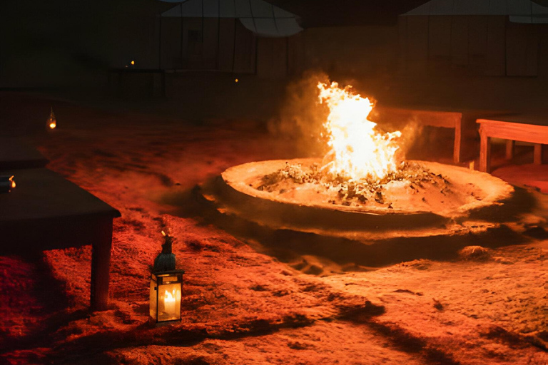 Marrakech: Giro nel deserto di Agafay in quad e cammello con cena spettacolo