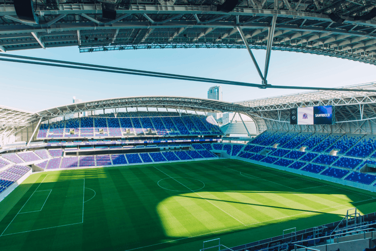 هيروشيما: لعبة سانفريتشي هيروشيما لكرة القدمالفئة 7 - الجنوب