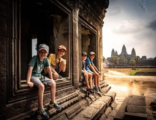 3-Day Angkor Tour: Banteay Srei, Beng Mealea, Tonle Sap Lake