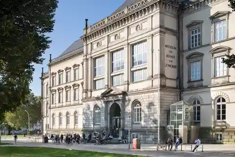 Museum für Kunst und Gewerbe Entrance Ticket