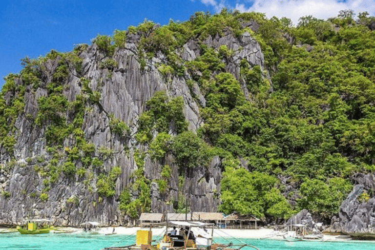 Boracay: Island Hopping, Helmet Diving, and Parasailing Tour