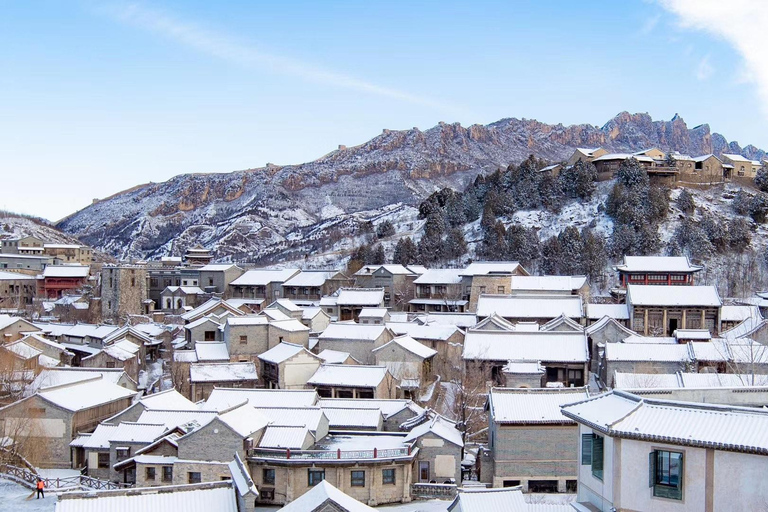 Beijing: Simatai Wall & Gubei Town with Multilingual Guide ES, IT, FR, DE Mutianyu, Simatai & Gubei All Inclusive