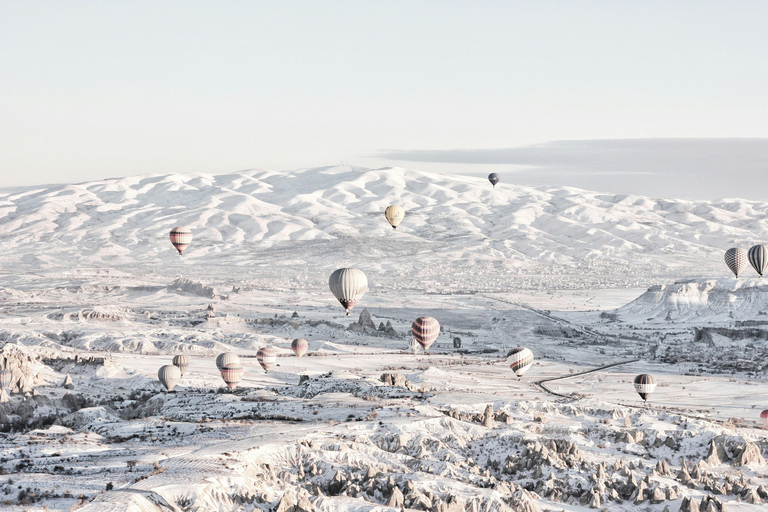 Vanuit Istanbul: Dagtrip Cappadocië met vluchten en lunchPrivétour