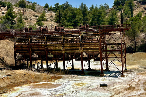 Cyprus: Nature & Lost Places – Mines, Lakes & Colours