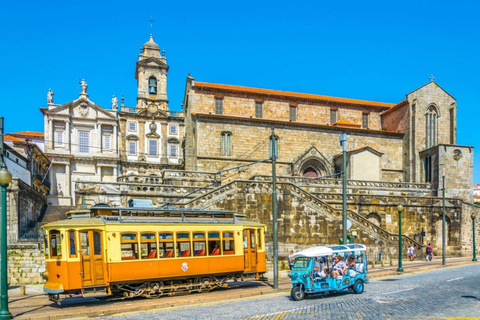 Porto: Passeio de Tuk-Tuk pelo Centro Histórico