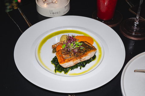 Bangkok: Cielo Sky Bar & Restaurant Rooftop Sharing Set for 2 People