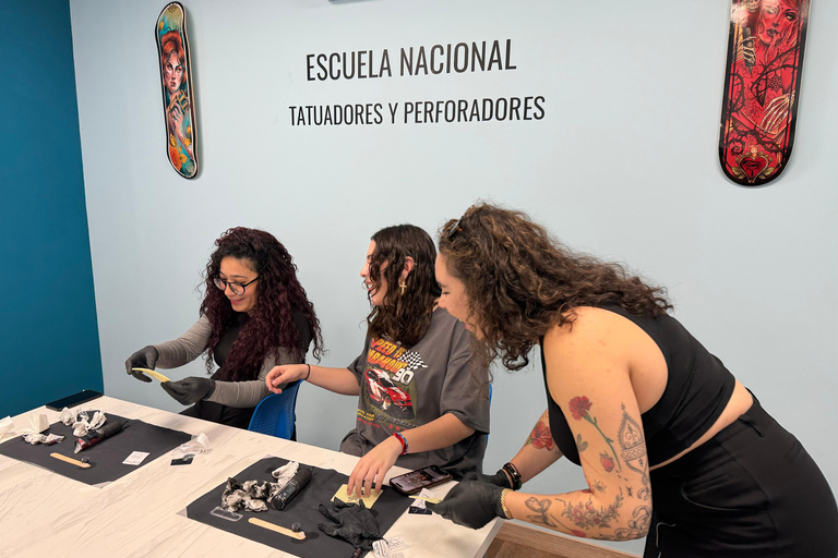 مدريد: ورشة الوشم