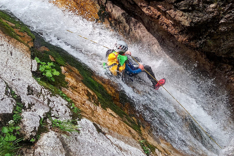100% WET EXPERIENCE 3-Hour Beginner's Canyoning Trip