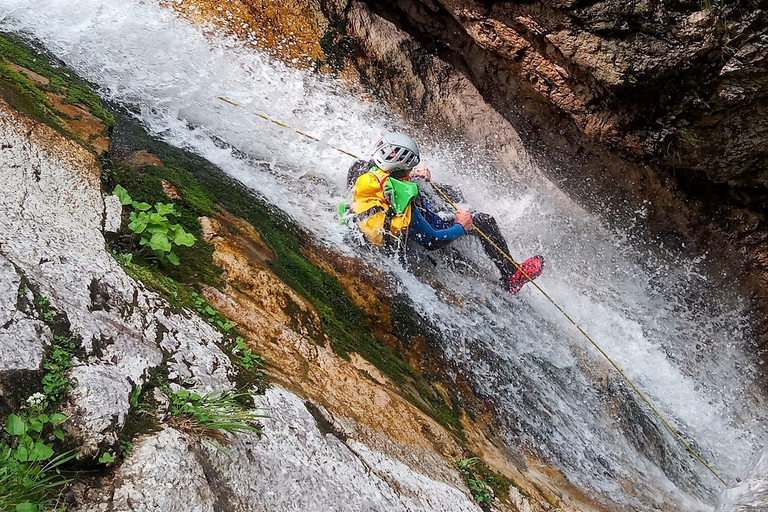 100% WET EXPERIENCE 3-Hour Beginner's Canyoning Trip