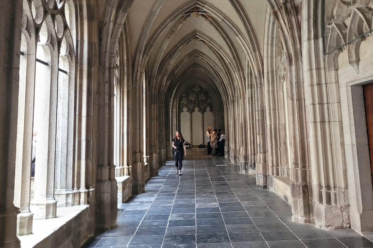 Amsterdam-Utrecht: Private Walking Tour with Local Guide