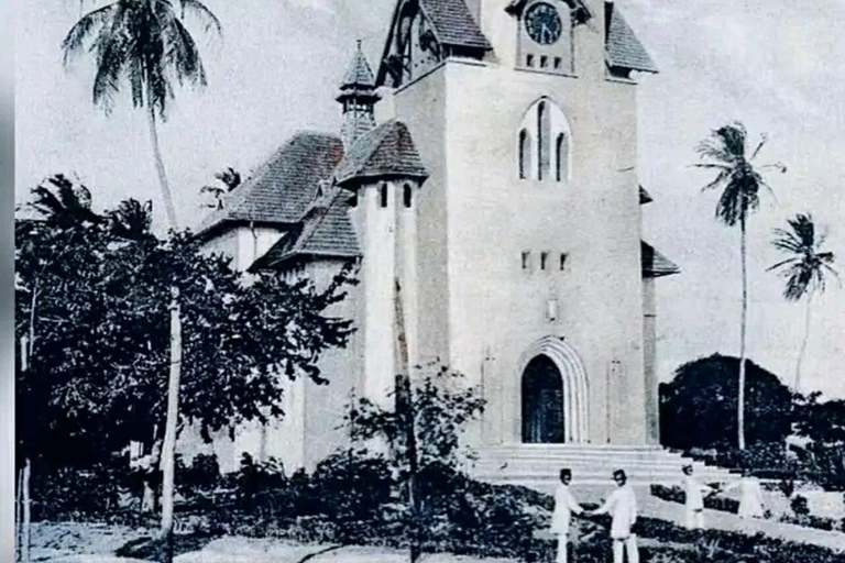 DAR ES SALAAM : TOUR DELLA CITTA' DI DAR ES SALAAM DI 5 ORE CON AUTO PRIVATADAR ES SALAAM : Tour della città di DAR ES SALAAM di 6 ore con auto privata