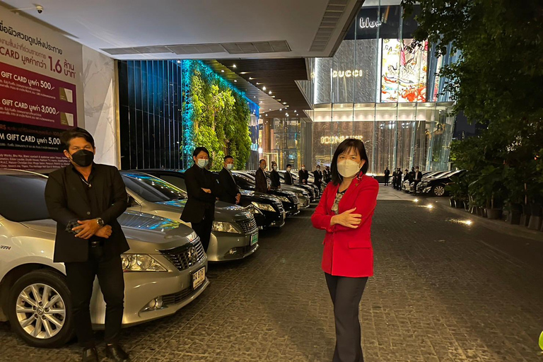 Suvarnabhumi Airport Bangkok: Luxury Private Transfers Luxury Sedan Mercedes Benz E-Class: Airport to Hotel