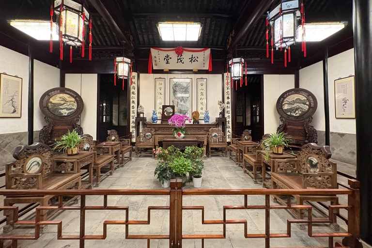 Shanghai: Suzhou Zhouzhuang Day Trip by Bullet Train Update to Business Class of Bullet Train and Luxury Transfer