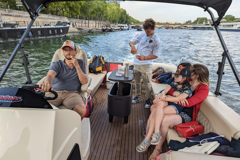 Paris: Seine Escape – Shared Cruise with Live Commentary Paris: Seine Escape – Private Cruise with Live Commentary