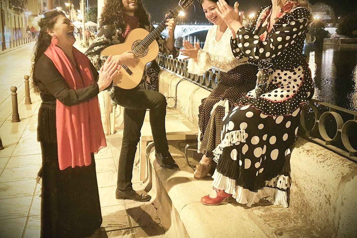 Seville ? Triana: Authentic Flamenco Show + Drink - Seville – Triana: Authentic Flamenco Show + Drink