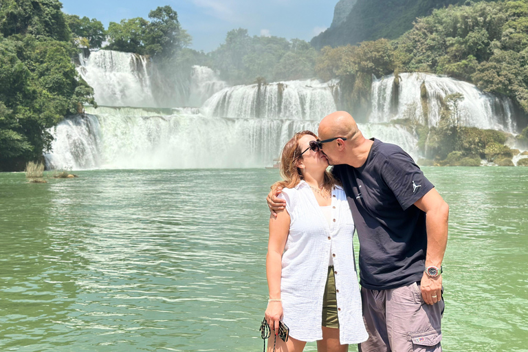 Cao Bang: Ban Gioc Waterfall Day Tour by Motorbike or Car Full-Day Car Tour with a Local Guide
