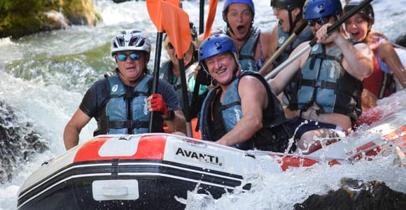 Rafting-Tour auf dem Fluss Cetina mit Klippenspringen und Höhlenbesuch