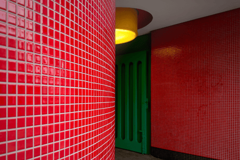 Discover Berlin Underground through Mobile Photography U-Bahn Ride (Private Group)