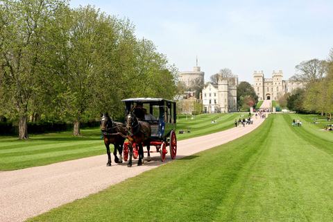 London: Windsor Castle Tour w/ Entry Ticket & Transportation Windsor Castle Tour