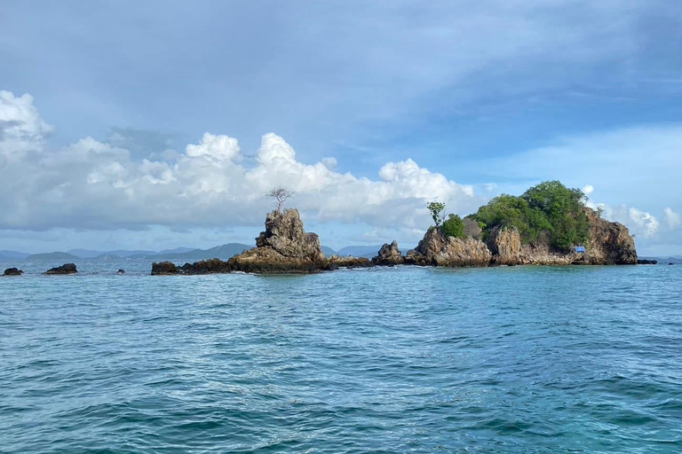 Phuket : Affrètement d&#039;un bateau rapide privé pour les îles Phi Phi et Khai