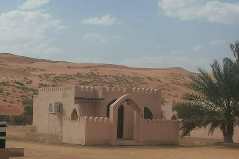 Muscat: Wadi Bani Khalid & Wahiba Sands Full-Day Tour